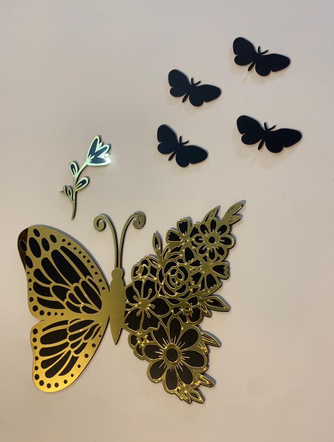 Premium Butterfly Black and Golden with 4 mini butterflies and flower